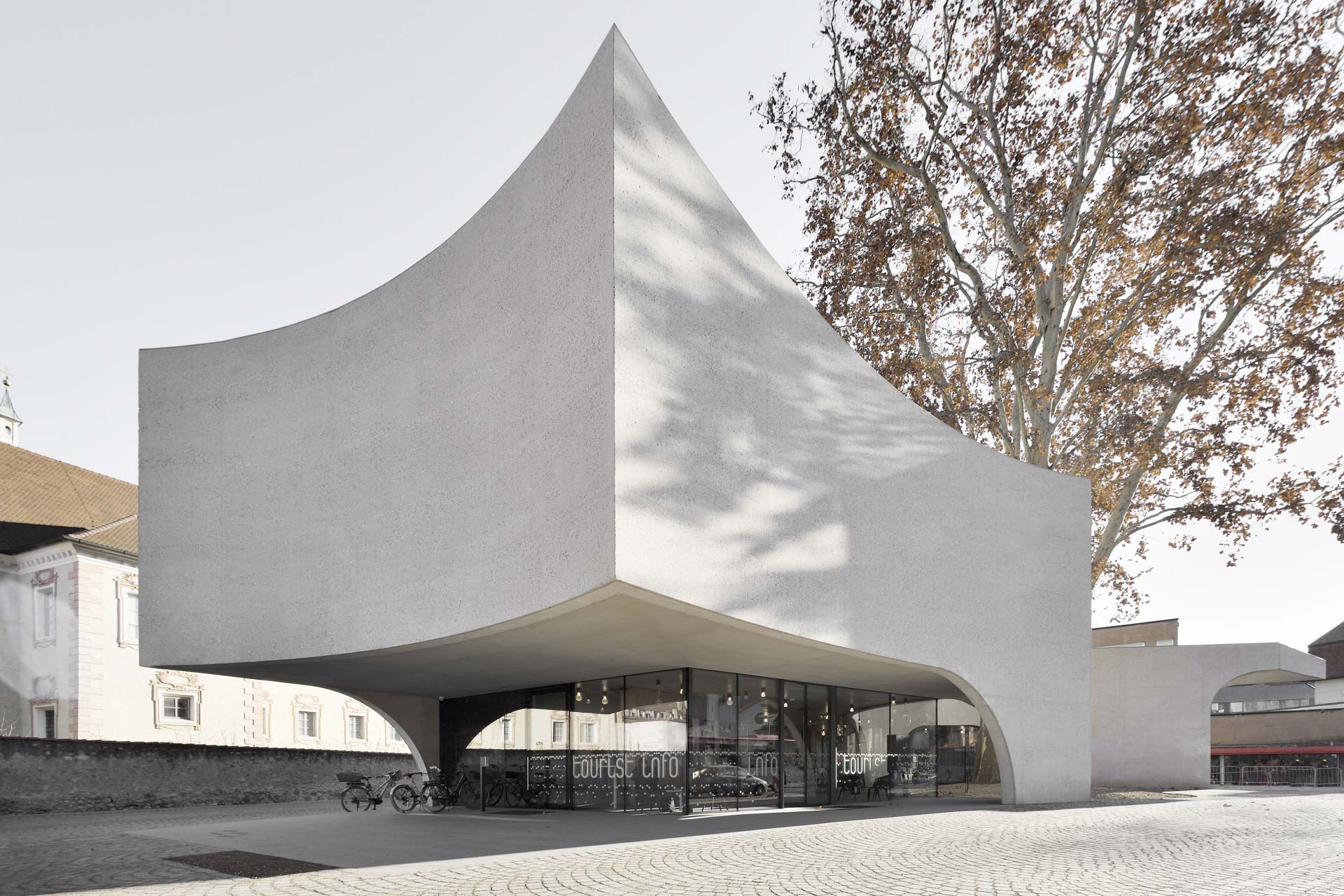 MoDus Architects - New Building in bressanone